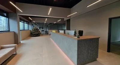 Moderner Empfangsbereich Gutachter Koop